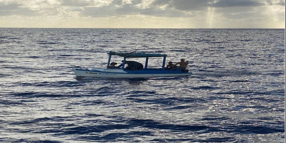 Guardia Costera continúa en la búsqueda de cubanos que naufragaron frente al sur de Florida