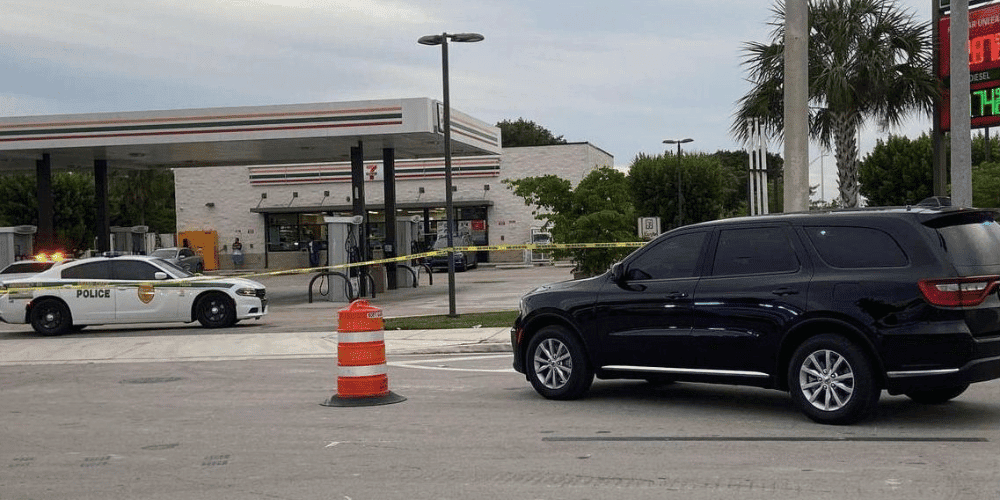 herido-hombre-tras-múltiples-disparos-en-una-gasolinera-en-miami-Dade-lafloridaseinforma.com