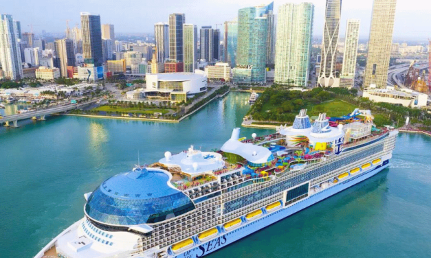 El Icon of the Seas de Royal Caribbean International llega a Miami antes de su debut oficial