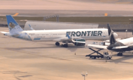 Dos aviones colisionan en la pista del Aeropuerto Internacional de Miami, no se reportaron heridos