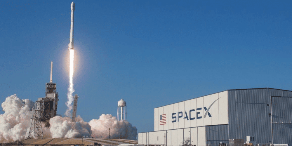 lanzamiento-cohete-spacex-cabo-canaveral-florida-lafloridaseinforma.com