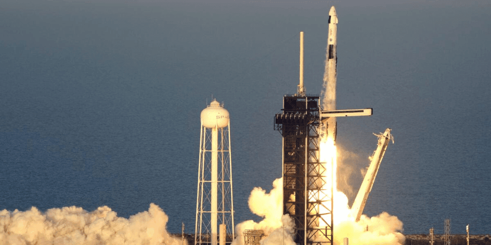 lanzamiento-cohete-spacex-cabo-canaveral-florida-lafloridaseinforma.com