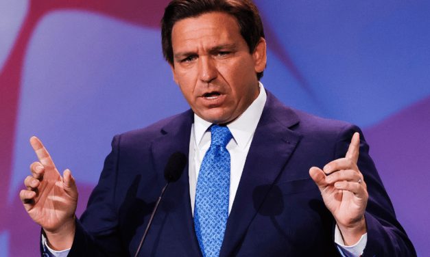 El plan de DeSantis para poner fin a los mandatos de vacunación genera un fuerte rechazo en el sur de Florida
