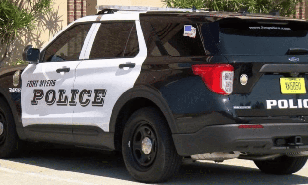 Trump arremete contra Biden por liberar al inmigrante indocumentado acusado de ataque con martillo en Florida